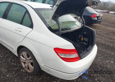 2008 Mercedes-Benz C 300 Luxury 4Matic from USA, damaged, VIN WDDGF81X98F126525